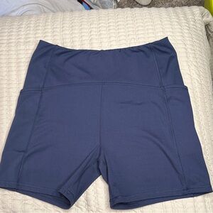 SO biker shorts with pockets